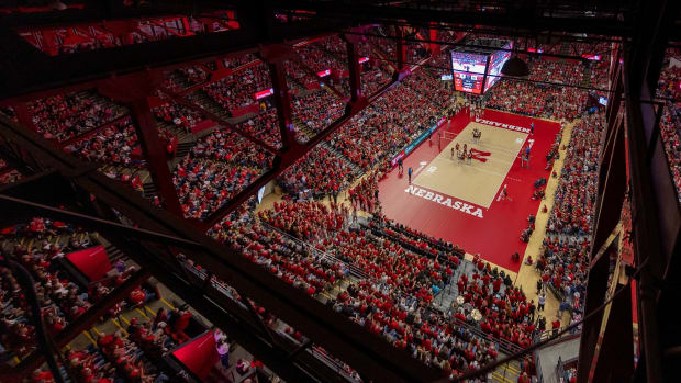 Devaney Center